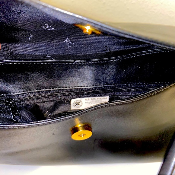 Kenneth Cole Black Hand Bag - Picture 2 of 3